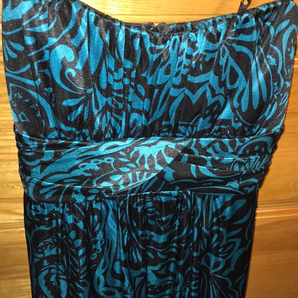 Ruby Rox Patterned Formal Dress - Picture 4 of 4